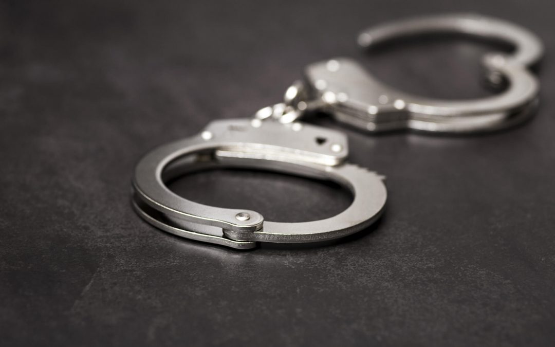 When Should You Contact a Criminal Defense Attorney?